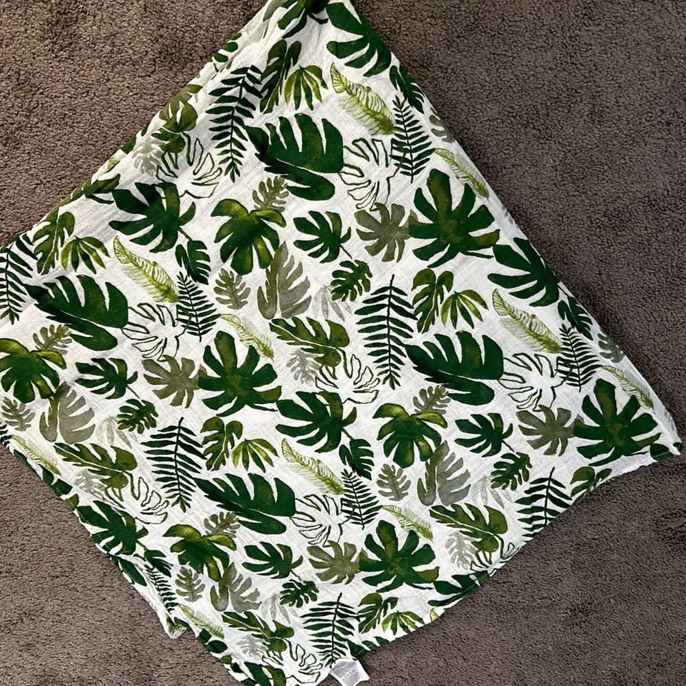 Green Leaf Cotton Cover for Kids, 0-12 months